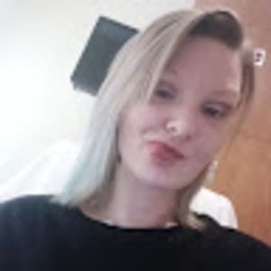 Meet your Posher, Desirea